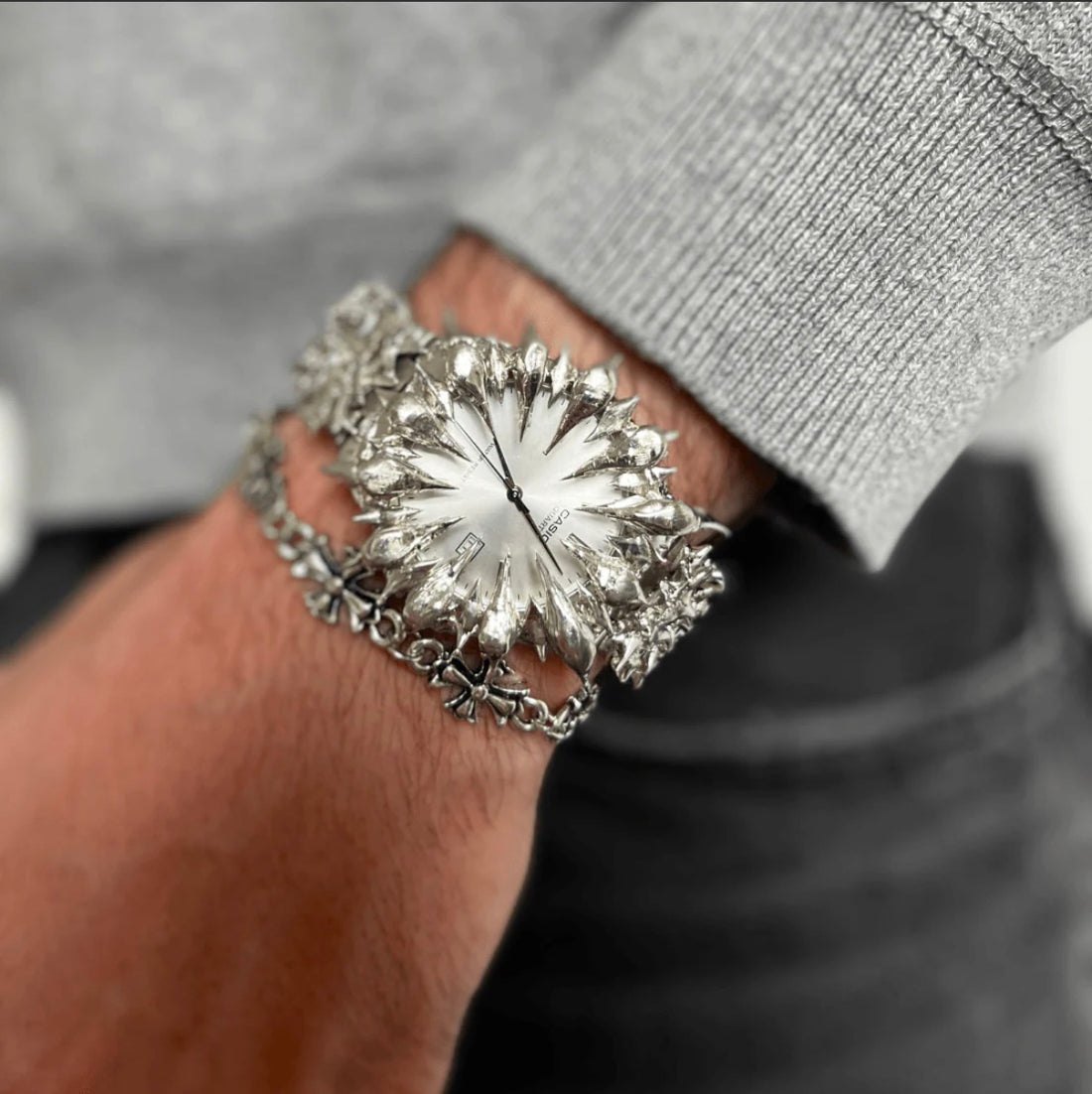 Thorn Crown Watch